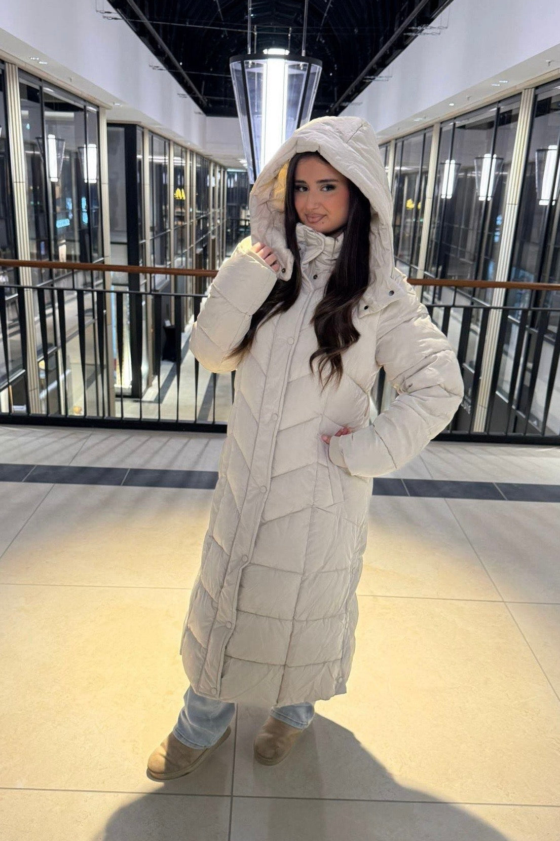 Parka mit Kapuze - Langer Wintermantel