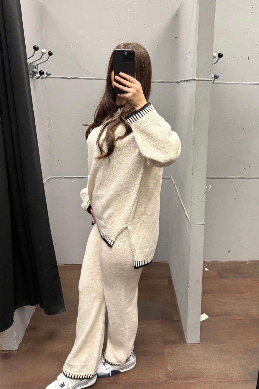 Gemütliches Strickset - Pullover &amp; Hose Set