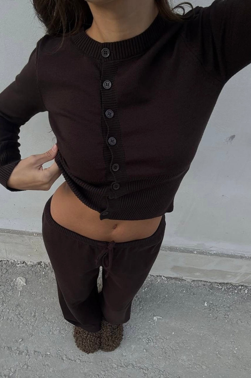 Cropped Strick-Set - Button Cardigan & Strickhose