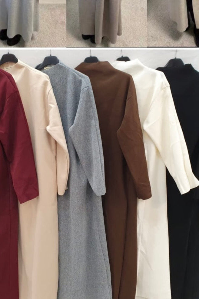 Langer Cape mit Schal