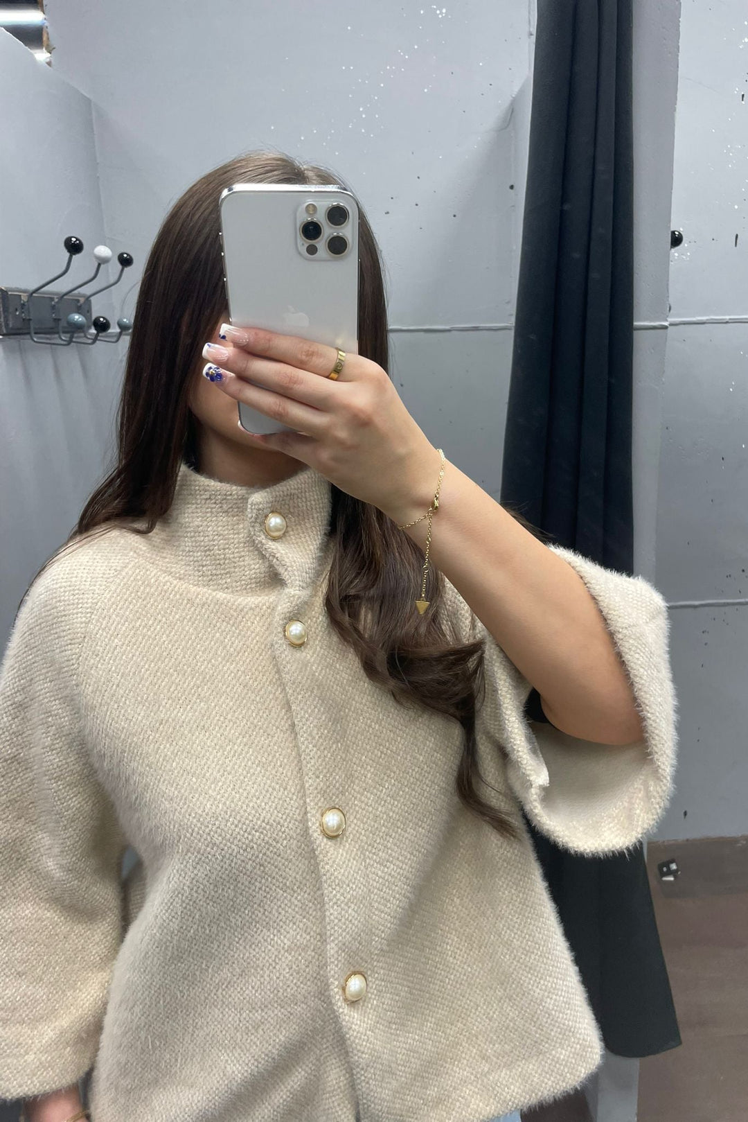 Elegante Strickjacke mit Knöpfen