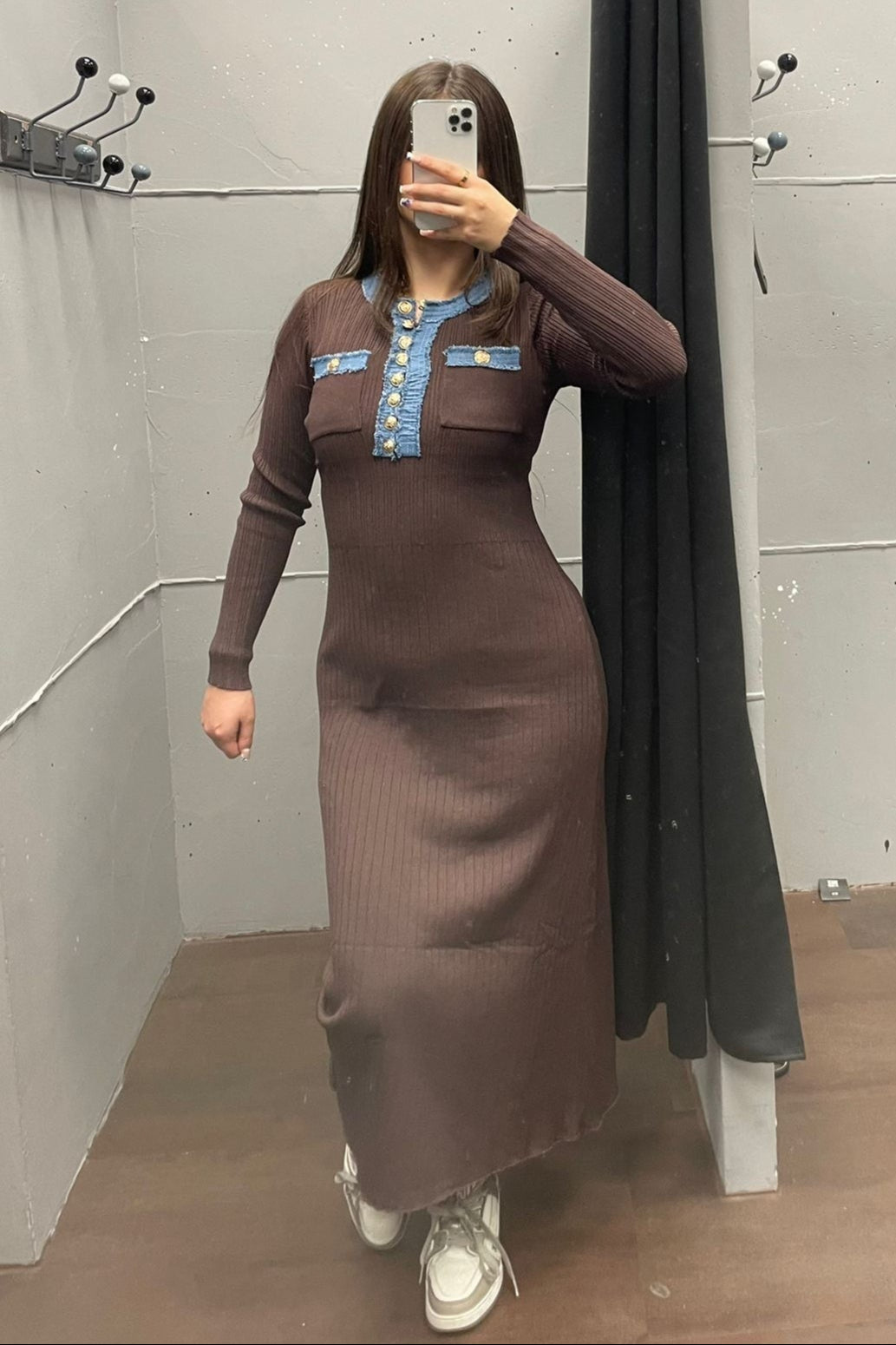 Elegantes Kleid mit Denim-Details - Langarm Dress