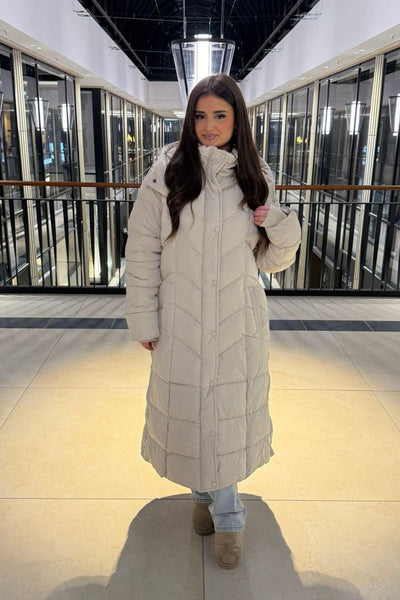 Parka mit Kapuze - Langer Wintermantel