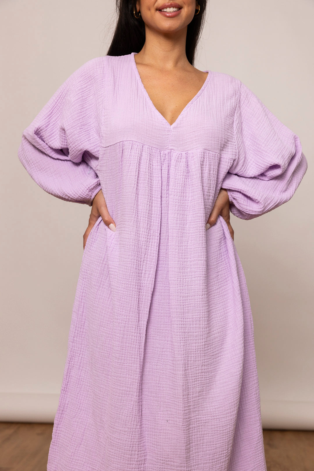 Musselin Kleid - Maxi mit V Ausschnitt - mystylemode.de