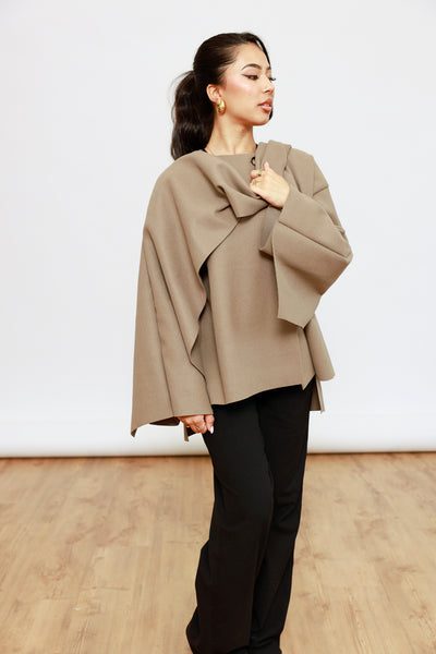 Cape Jacke mit Schal