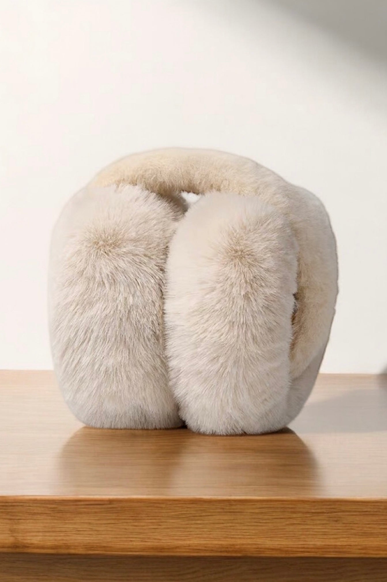 Ohrenwärmer aus Kunstfell - Weich & Warm