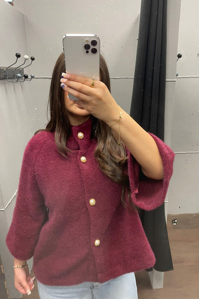 Elegante Strickjacke mit Knöpfen