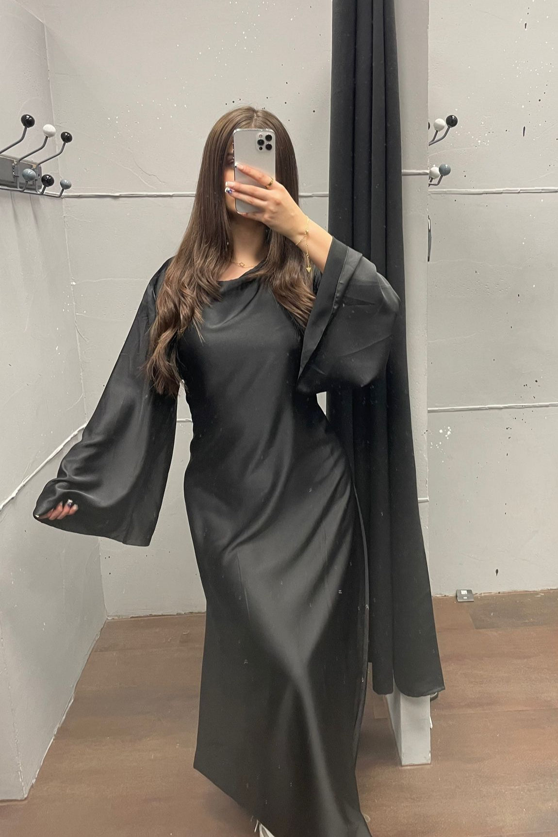 Elegantes Kleid mit Rückenschnürung