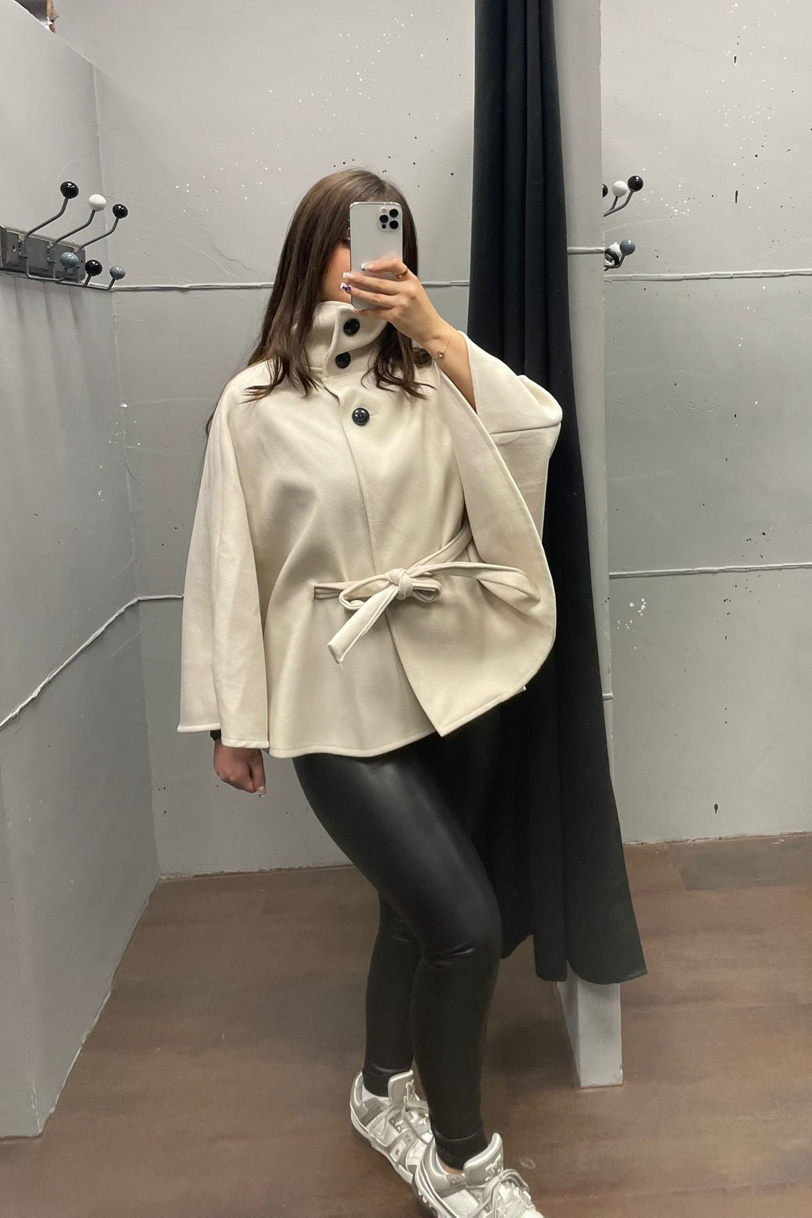 Cape Mantel Kurz mit Gürtel