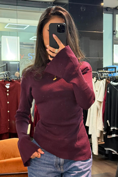 Pullover mit hohem Kragen - Asymmetrischer Schnitt