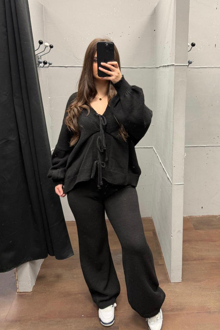 Strickset mit Schnürung - Pullover & Hose Set