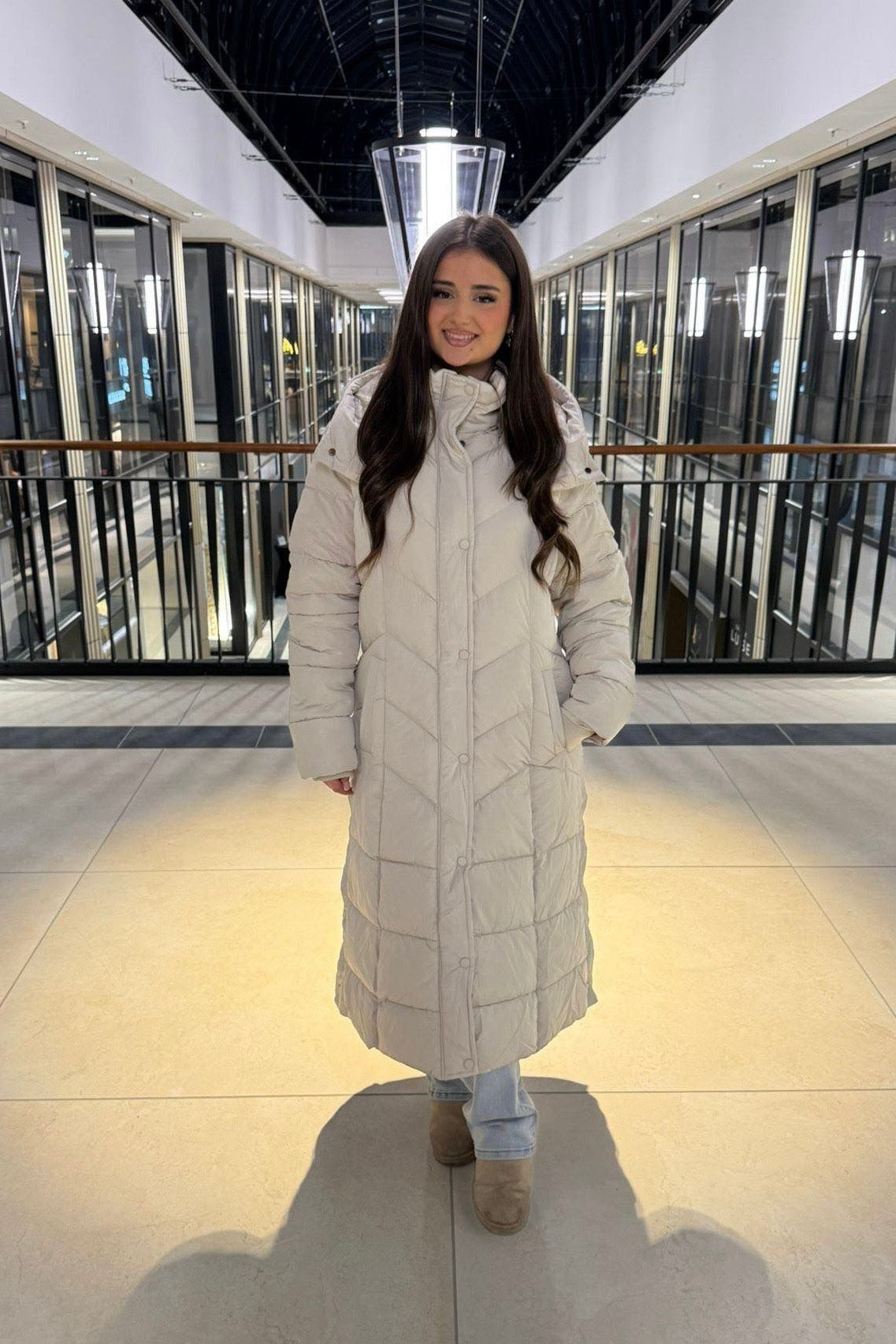 Parka mit Kapuze - Langer Wintermantel