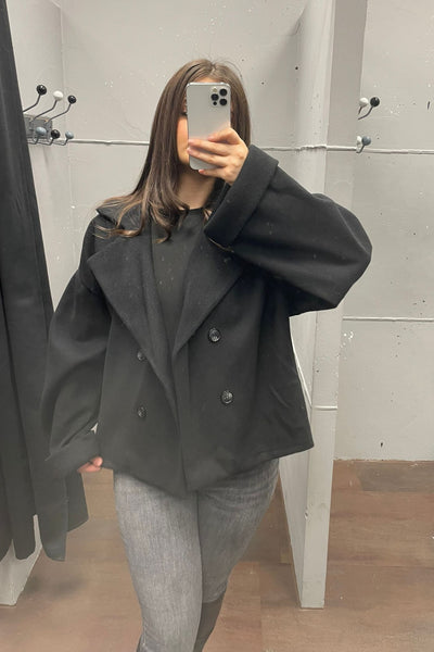 Oversized kurzer Mantel