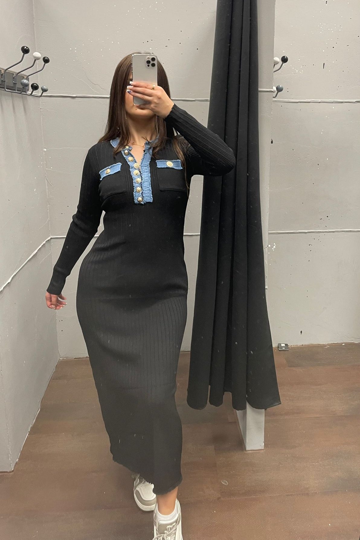 Elegantes Kleid mit Denim-Details - Langarm Dress