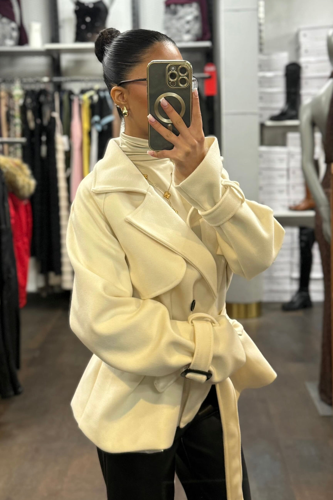 Kurzer Trenchcoat