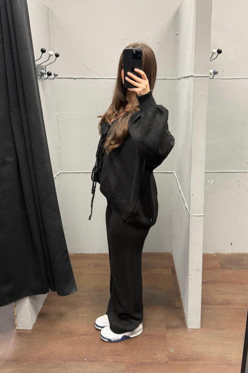 Strickset mit Schnürung - Pullover & Hose Set