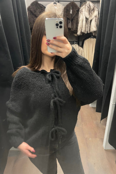 Strickjacke mit Schnürung - Chunky Knit Cardigan
