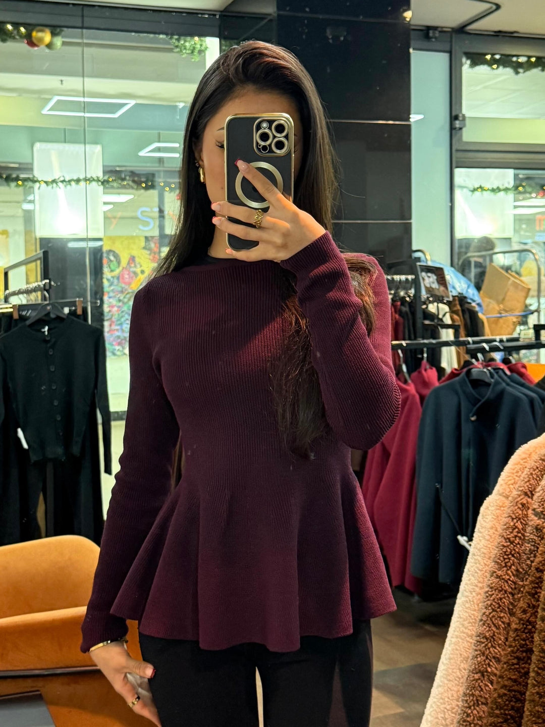 Peplum-Top aus Rippstrick