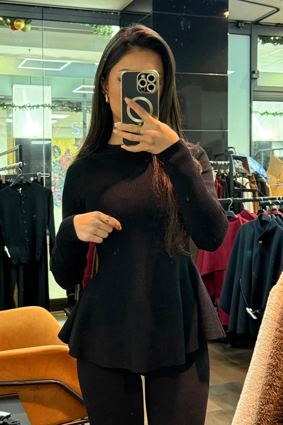 Peplum-Top aus Rippstrick