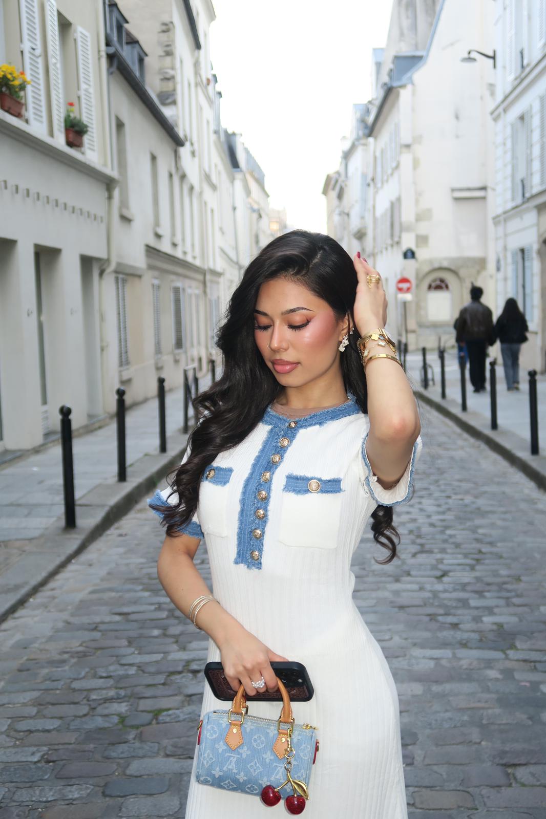 Elegantes Bodycon-Kleid mit Jeans Kontrast-Akzenten