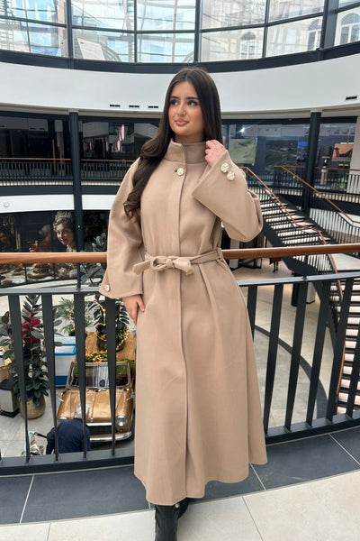 Langer Poncho mit Gürtel