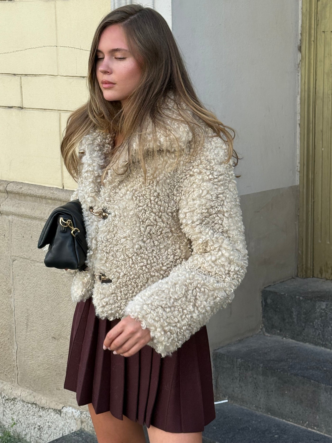 Kuschelige Teddy-Jacke mit Knebelverschluss