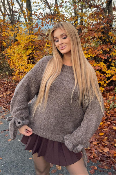 Strickpullover mit Schleifendetail