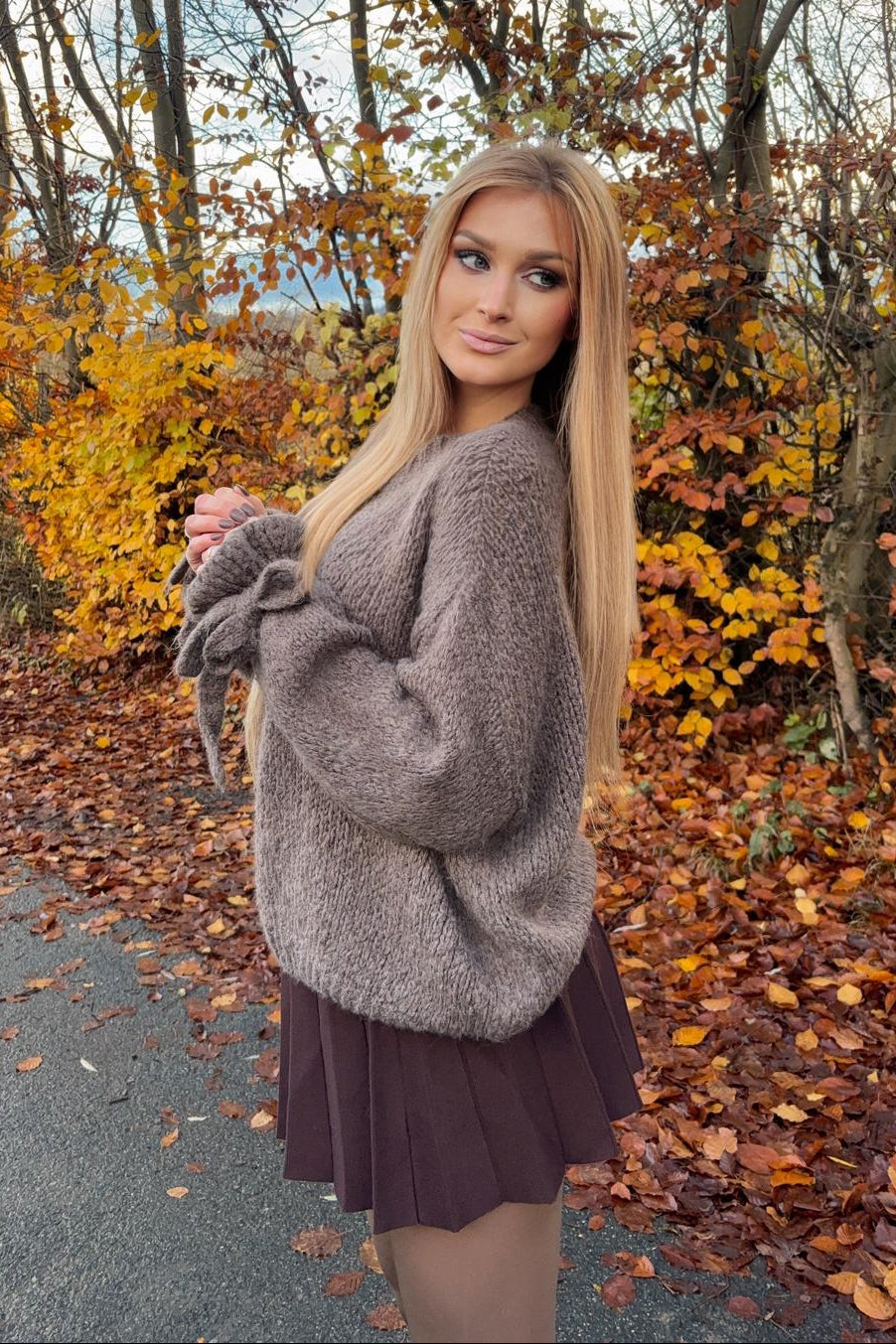 Strickpullover mit Schleifendetail