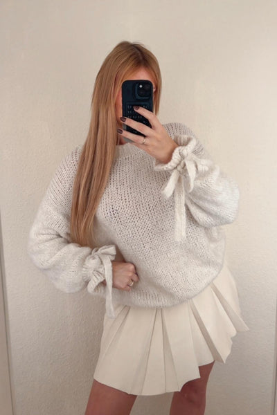 Strickpullover mit Schleifendetail