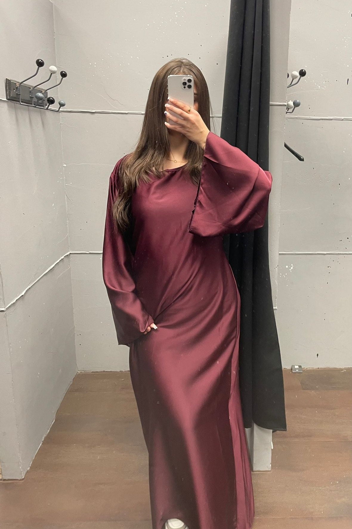 Elegantes Kleid mit Rückenschnürung