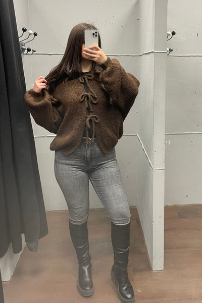 Strickjacke mit Schnürung - Chunky Knit Cardigan