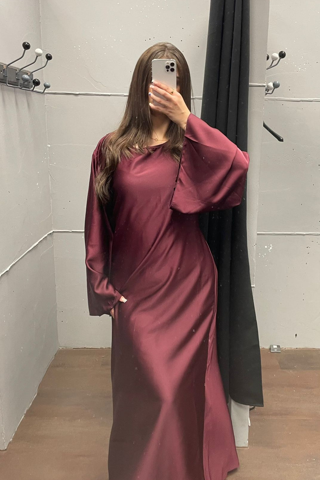 Elegantes Kleid mit Rückenschnürung