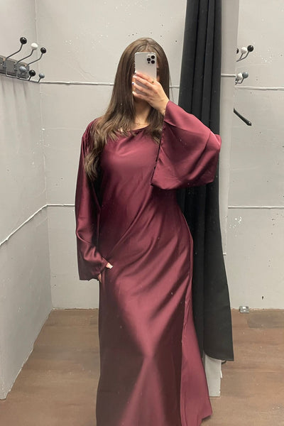 Elegantes Kleid mit Rückenschnürung