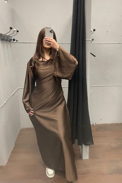 Elegantes Kleid mit Rückenschnürung