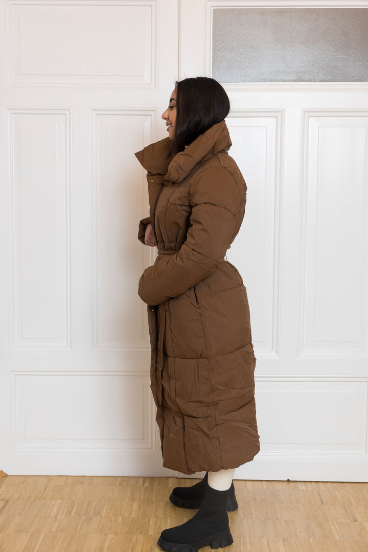 Langer gesteppter Mantel zum binden - mystylemode.de