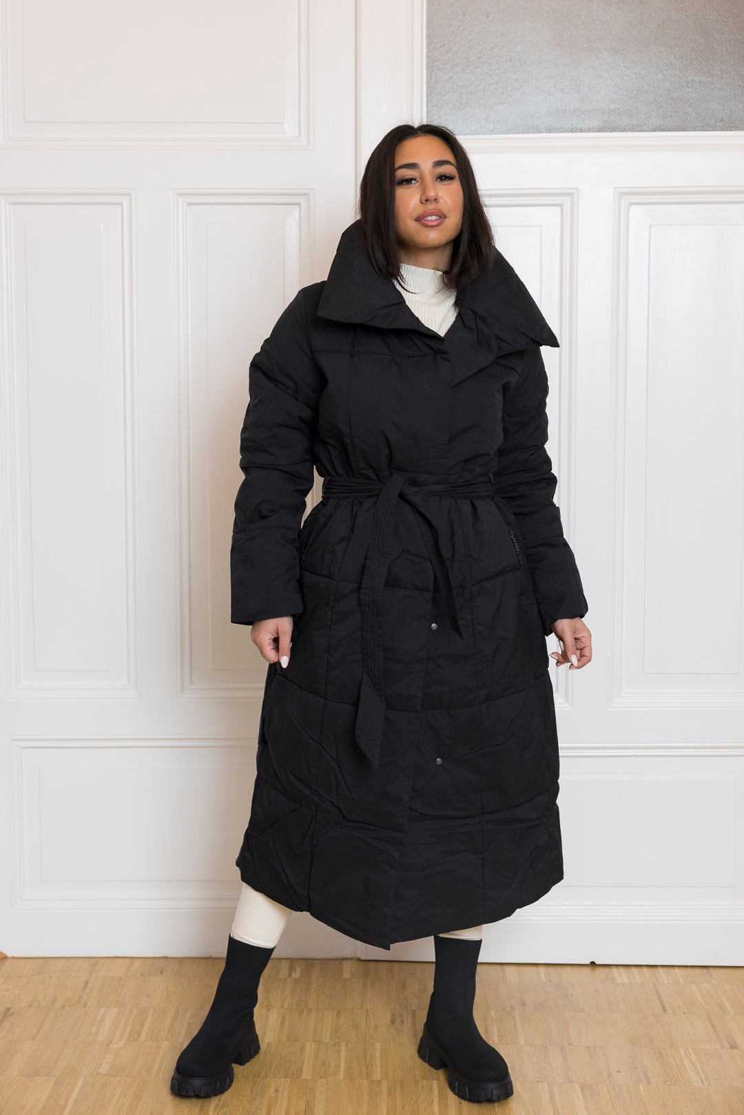 Langer gesteppter Mantel zum binden - mystylemode.de